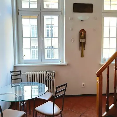 Old Town Mezzanine Apartamento *