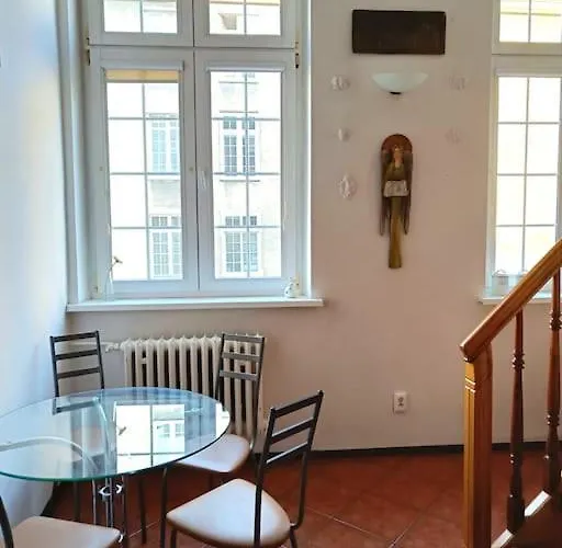 Old Town Mezzanine Apartamento *